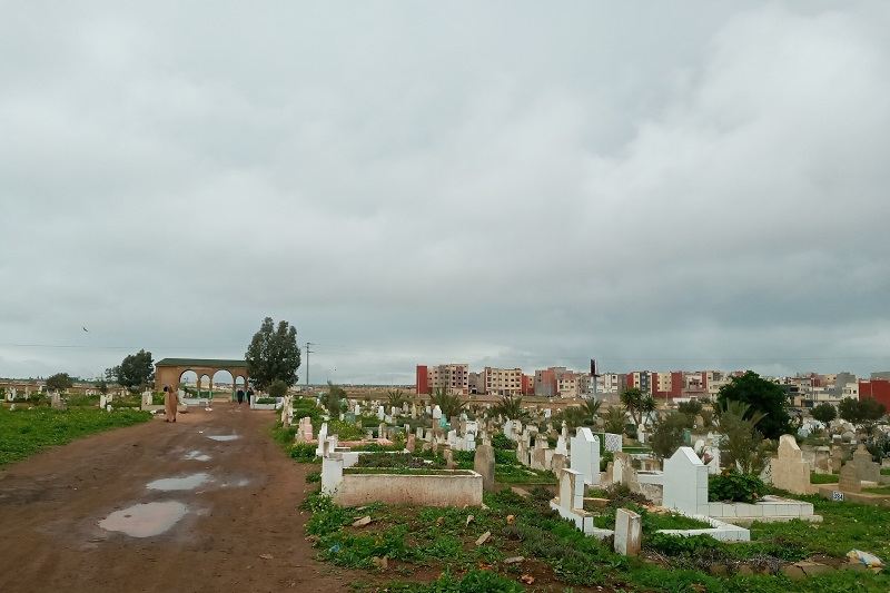 أوضاع مقبرة “الطويجين” تثير استياءً في سطات