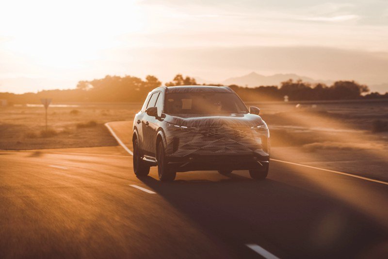 “إنفينيتي” تكشف عن سيارتها QX60 الفاخرة