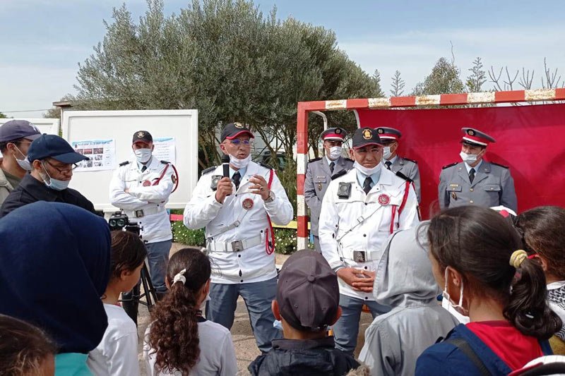 الدرك يحسس بقوانين السير في “مدارس الكرايم”