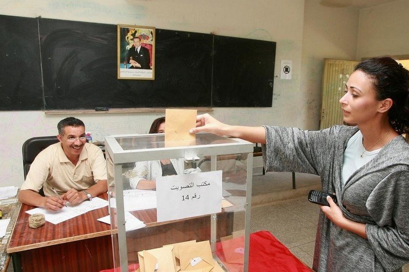 الدولة والأحزاب تراهنان على محاربة العزوف في “انتخابات 2021”