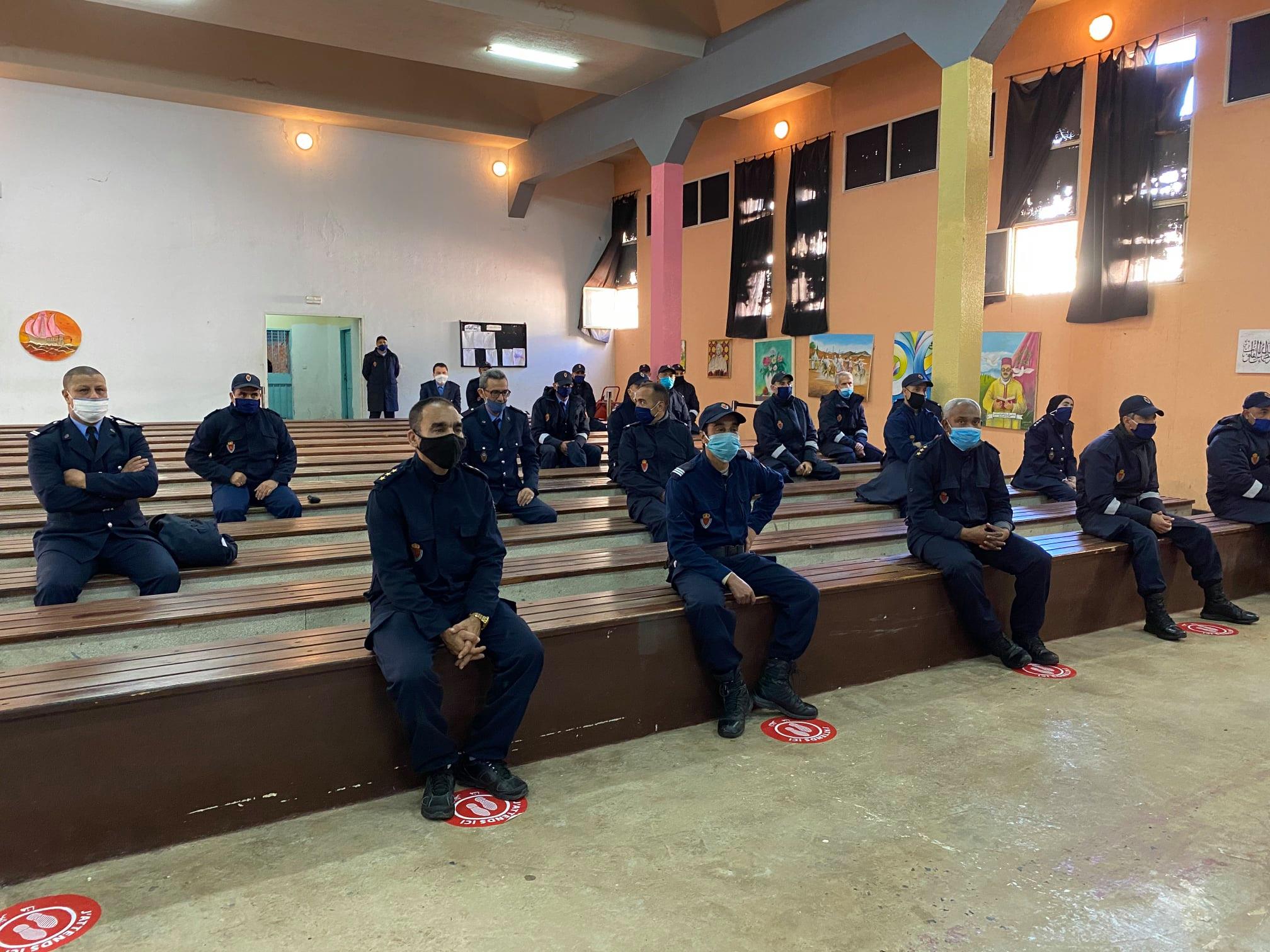 المؤسسات السجنية تواصل تلقيح موظفيها ضد كورونا