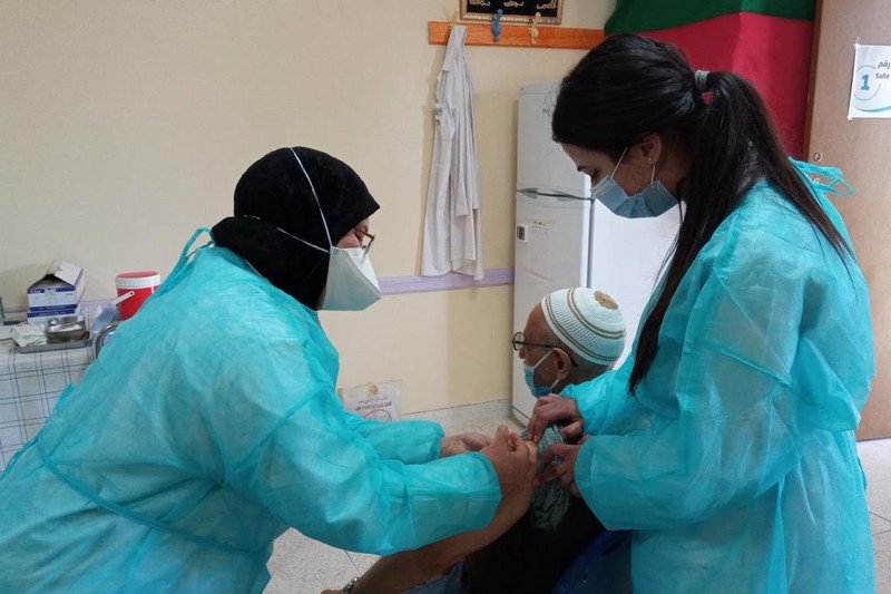 المغرب يوسّع عملية التلقيح الوطنية .. وهذه الفئات العمرية المستهدفة
