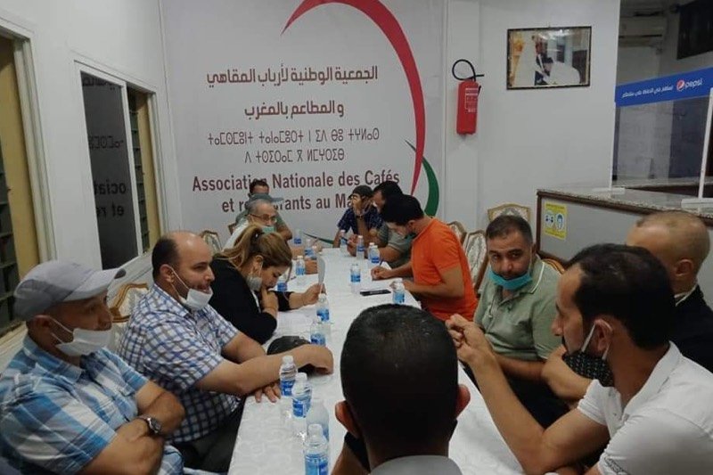 المقاهي والمطاعم تشتكي “تدابير الوباء” بتزنيت