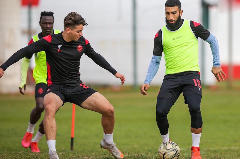 الوداد البيضاوي يستعيد المودن وكومارا والحسوني