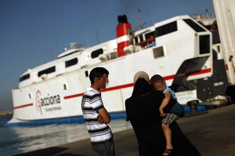 الوفي تتعهد بحل إشكاليات التسجيل في “الحالة المدنية” لمغاربة العالم