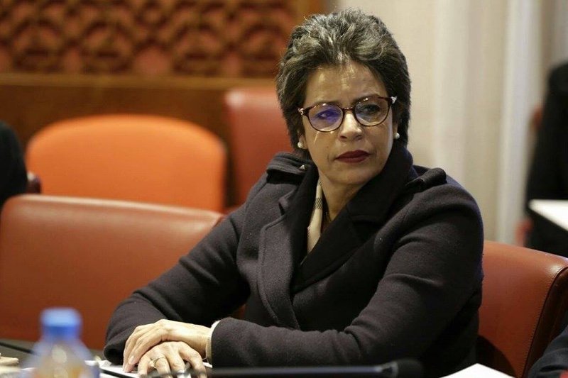 برلمانية تسائل الحكومة حول كرامة وحقوق الطفل