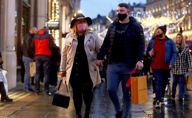 بريطانيا.. سلالة “كنت” ستجتاح العالم ولن تنتهي قبل عقد