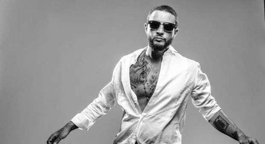 تصريح صادم من أحمد الفيشاوي عن الإدمان.. والـ”تاتو”