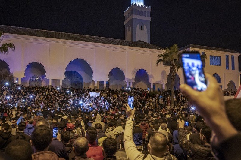 توثيق الحضور في محطات احتجاجية .. ثقافة جديدة أم “بطولة وهمية”؟‎