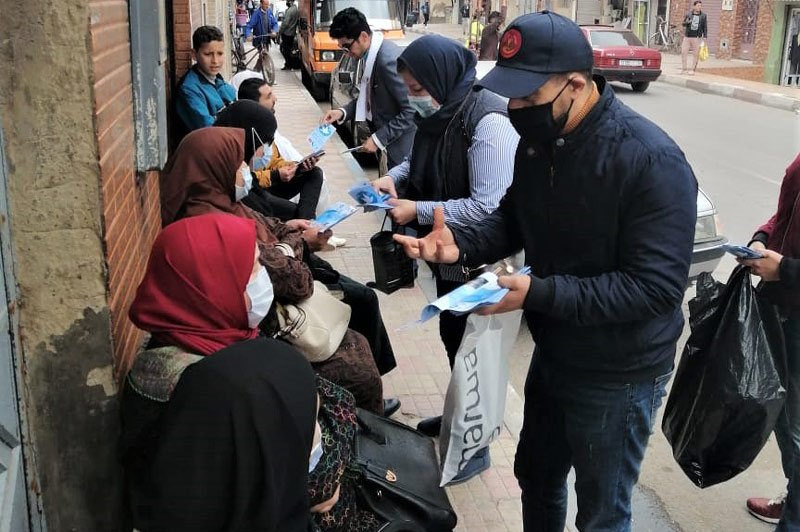 حملة تروم توعية المواطنين بلقاح “كورونا” بالناظور