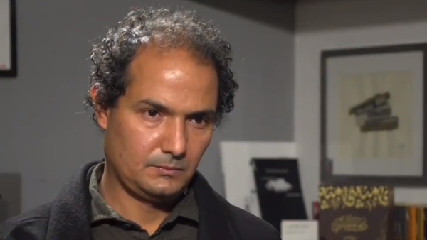 شاعر سوري فلسطيني لم يحالفه الحظ إلا في دولة أوروبية