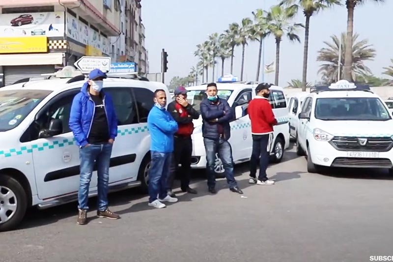 طاكسيات تعلن الاستياء