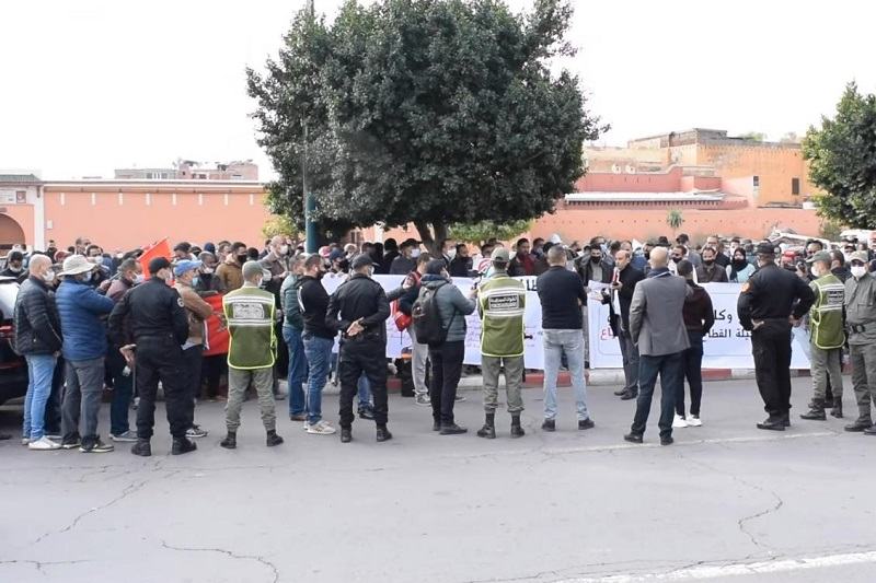 عمالة مراكش تمنع وقفة مهنيي النقل السياحي