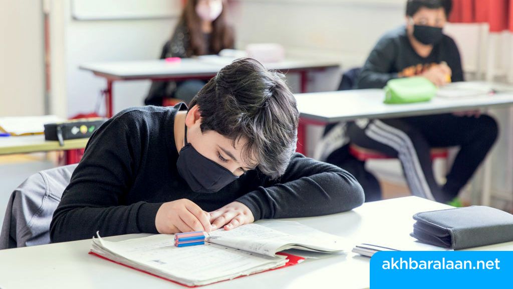 كورونا.. خبراء الصحة يكشفون عن خطوة بارزة تقلل من انتشار الفيروس في المدارس