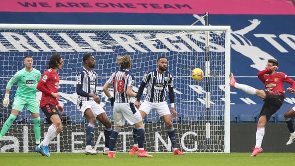 مانشستر يونايتد يواصل هدر النقاط ويمنح جاره “صدارة مريحة”