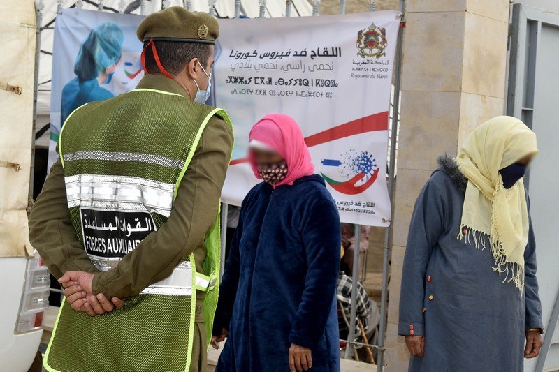 مديرية فاس تنفي خبر وفاة مسنين بلقاح “كورونا”