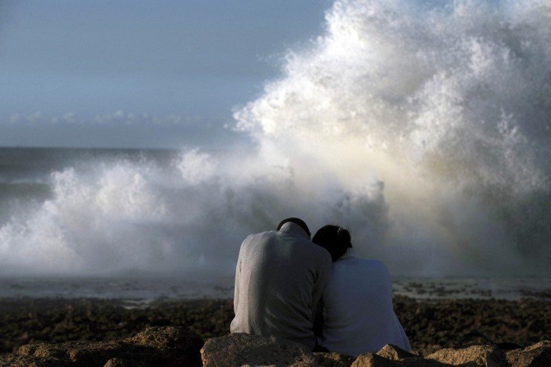 مطلب إلغاء “الفصل 490” يكرس تقاطبات الحداثة والتقليد وسط المغاربة