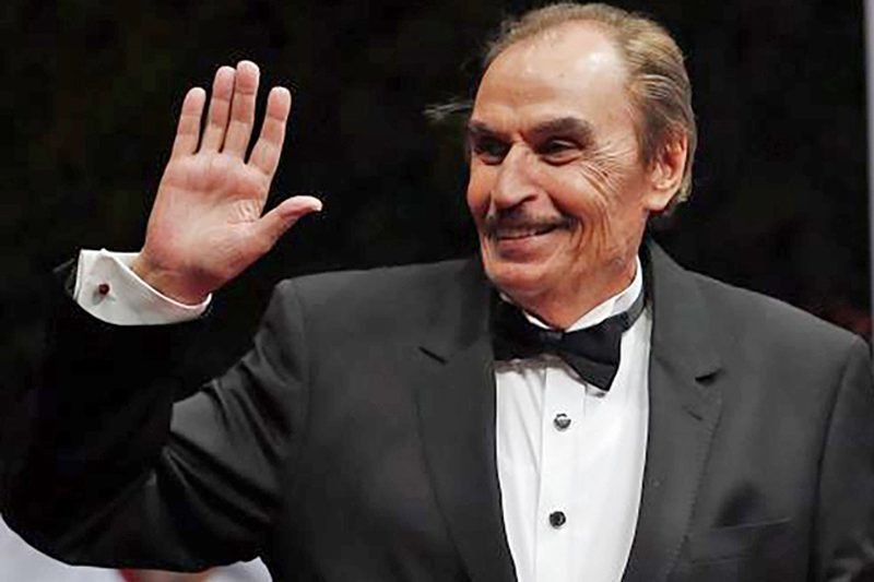 وفاة الفنان المصري عزت العلايلي عن 86 عاما