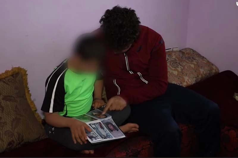 يتيمان بدون معيل