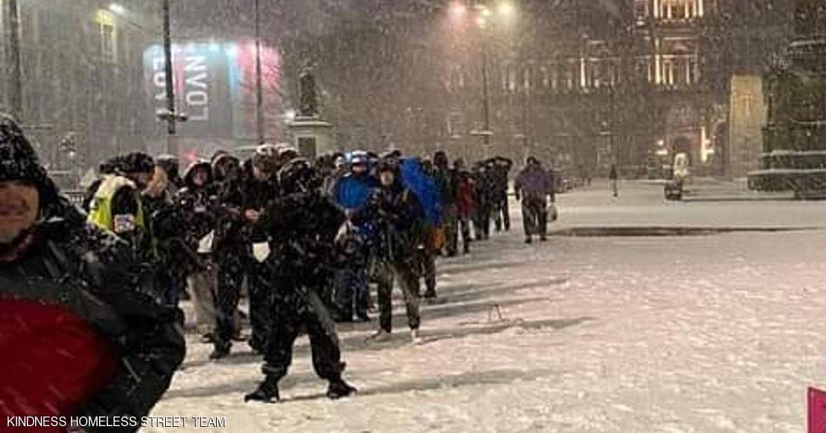 يحدث بأسكتلندا.. مشردون في حراة تحت الصفر من أجل وجبة