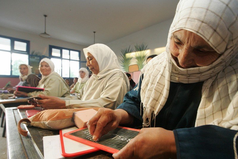 الاتحاد الأوروبي يدعم تقنيات مبتكرة لمحاربة الأمية في العالم القروي بالمغرب