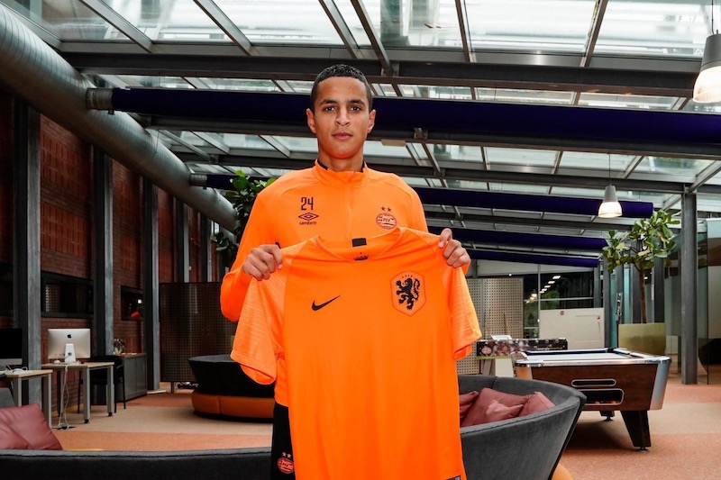 المدرب الهولندي يخرج إحتارين من لائحة “الطواحين”