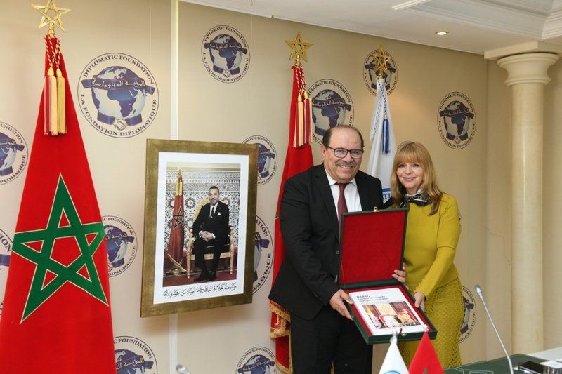 بوصوف: جائحة “كورونا” وراء تغيير النظرة السلبية إزاء المهاجرين بالعالم‬