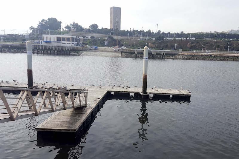 تلوث نهر أبي رقراق ينشر روائح كريهة في أحياء مجاورة بالعاصمة