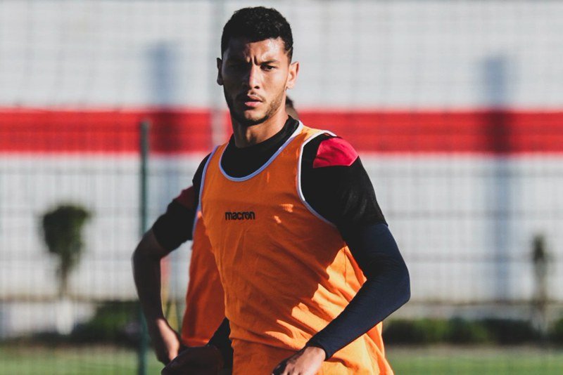 جهود طبية بالوداد لاستعادة داري قبل “الديربي”