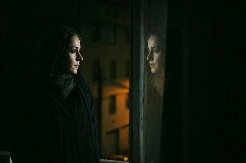 حكاية “وجع إيراني” .. الضحية تقتل الجلاد في “قصيدة البقرة البيضاء”