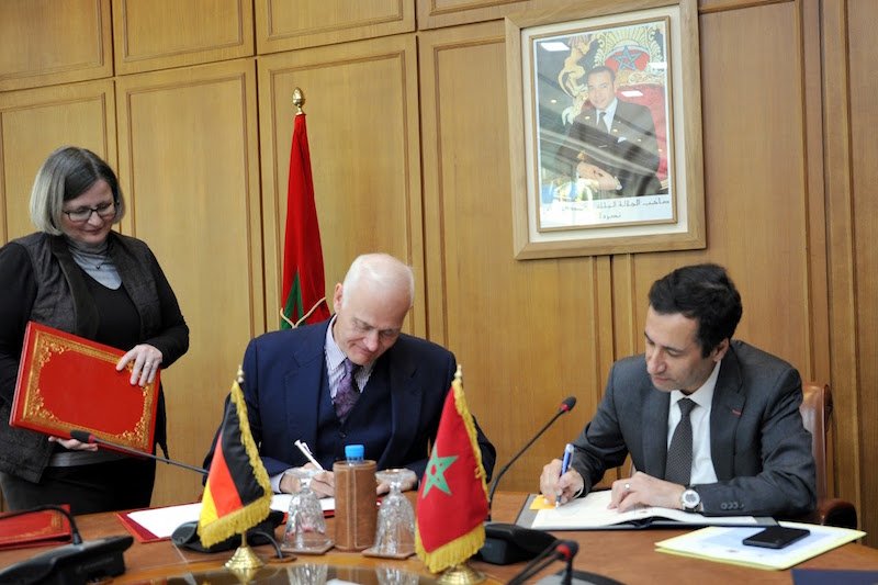 خبير مغربي: هذه خلفيات قطع الاتصال مع السفارة الألمانية في الرباط