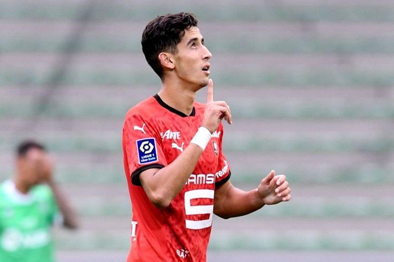 رين يمنع أكرد من الالتحاق بمعسكر “الأسود”