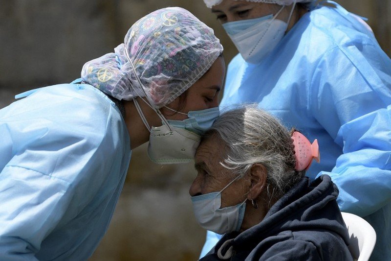 كوكاس يسرد دروس جائحة “كورونا” .. الأزمات تحرك “المجتمعات الحية”