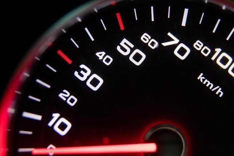 لماذا تعدّ السيارة الكهربائية أكثر ديناميكية؟