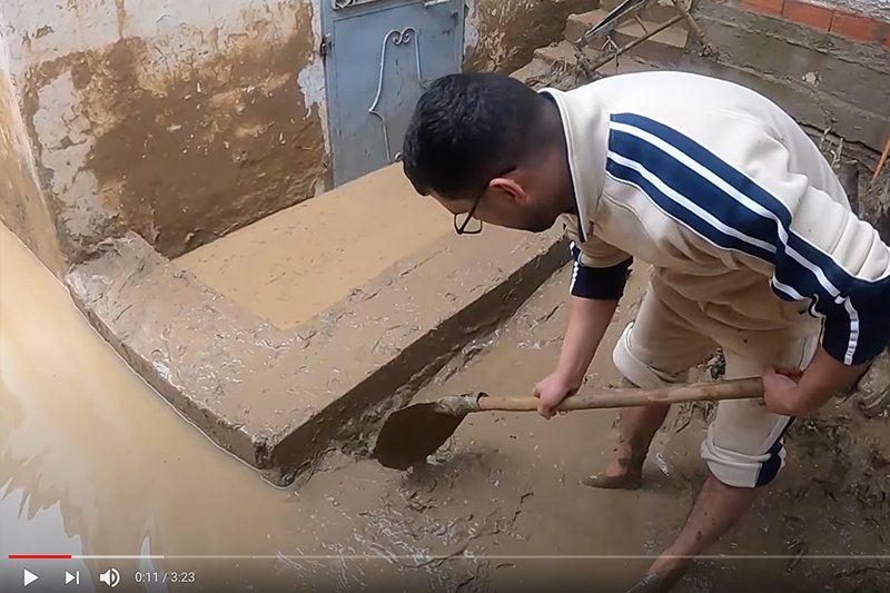 متضررون من فيضانات تطوان