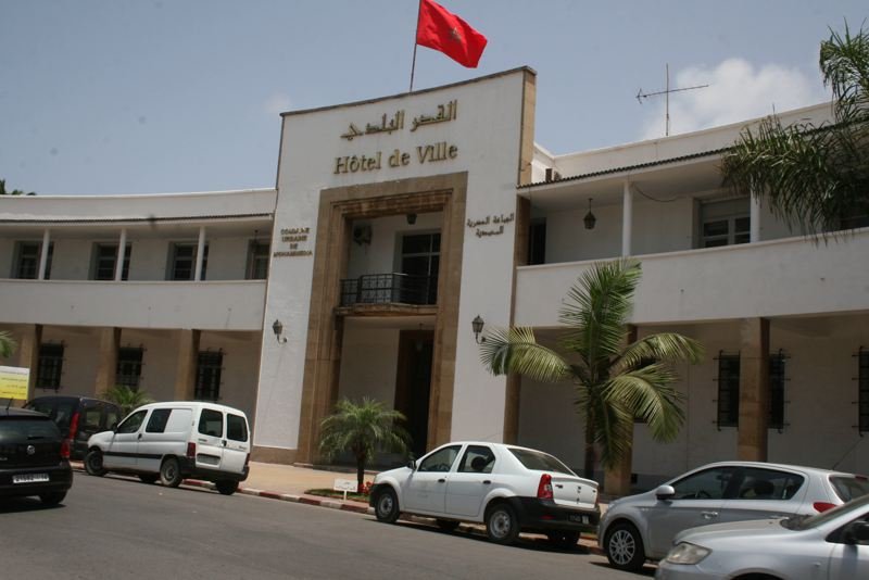 مجلس المحمدية ينادي باسترجاع عتاد إلكتروني