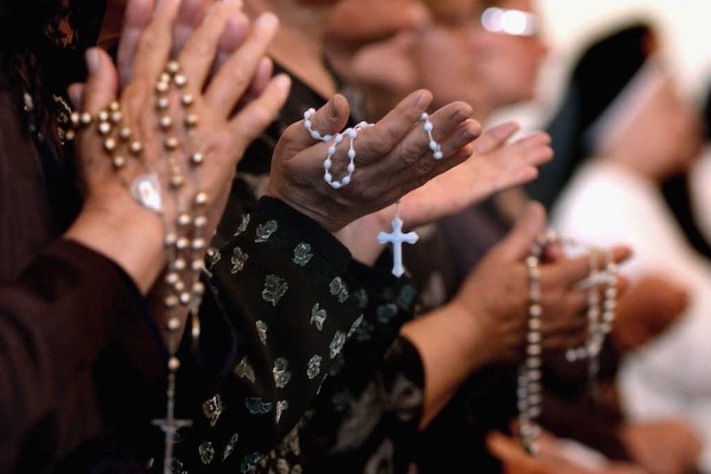 مسيحيون مغاربة يدعون إلى “حرية العقيدة”