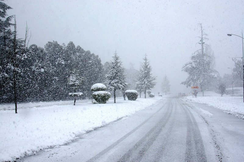 نشرة إنذارية: زخات قوية وتساقطات ثلجية‎ بالمغرب