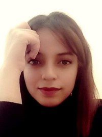 نقصّ جناحي المرأة ونشكو أنها لا تجيد التحليق