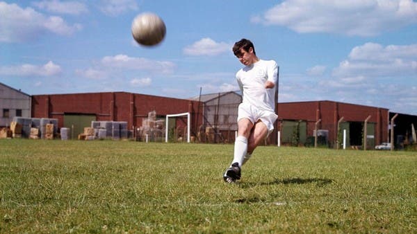 هداف ليدز التاريخي يفارق الحياة