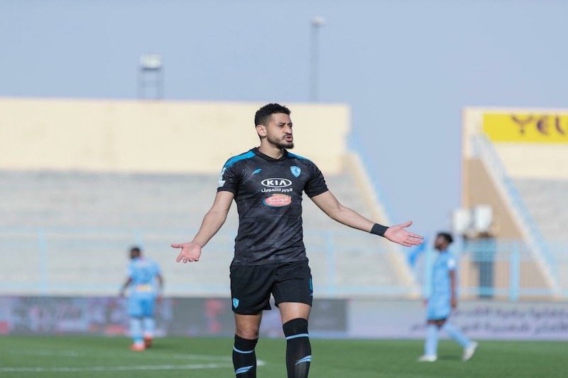 هدف مراد باتنة يدخل تاريخ الدوري السعودي