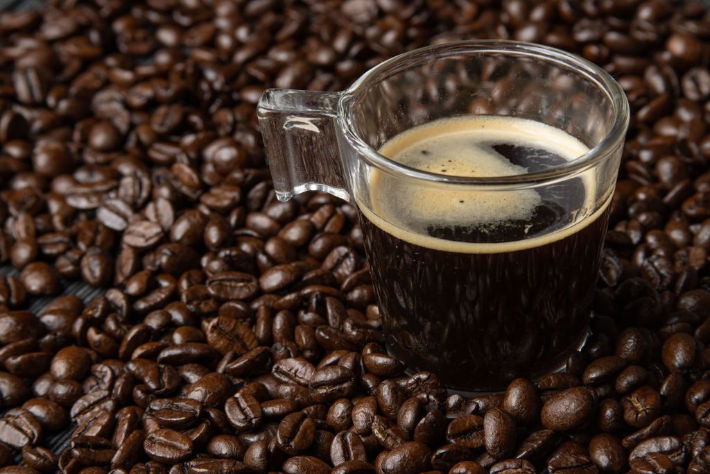 هذا ما يفعله كوب من القهوة قبل ممارسة الرياضة.. الفائدة غير متوقعة