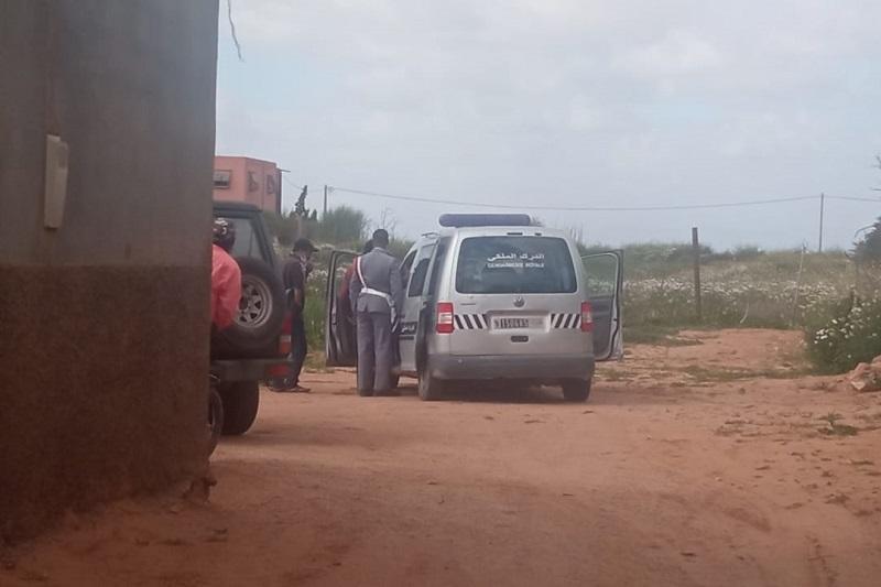 “أحمق” يقتل مسنّة وطفلين ويصيب 3 آخرين