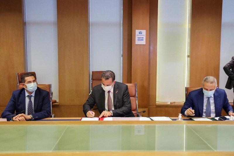 اتفاقية تُحدث معهدا لمهن الصناعة الدوائية