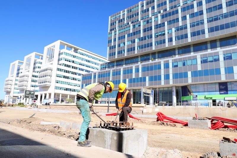 الأشغال العمومية تخنق حركة السير والجولان في مدينة الدار البيضاء