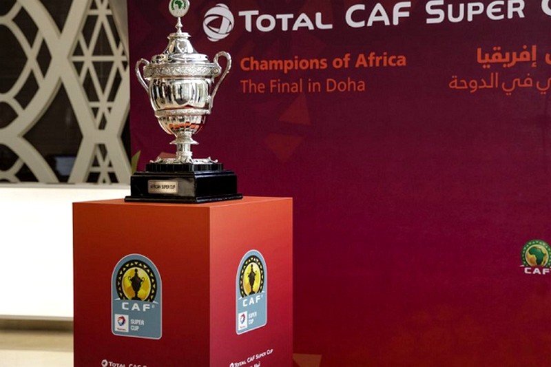 “الكاف” يُعْلم نهضة بركان بموعد “السوبر الإفريقي”