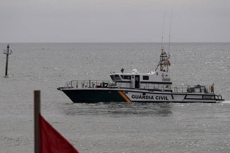 انتشال 24 جثة لمهاجرين قرب سواحل جزر الكناري