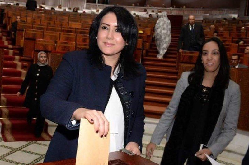 برلمانية: مغاربة العالم يستنكرون الصمت الحكومي أمام” التبادل الإلكتروني”