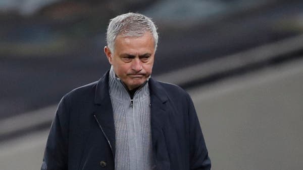 توتنهام يتخلص من مورينيو