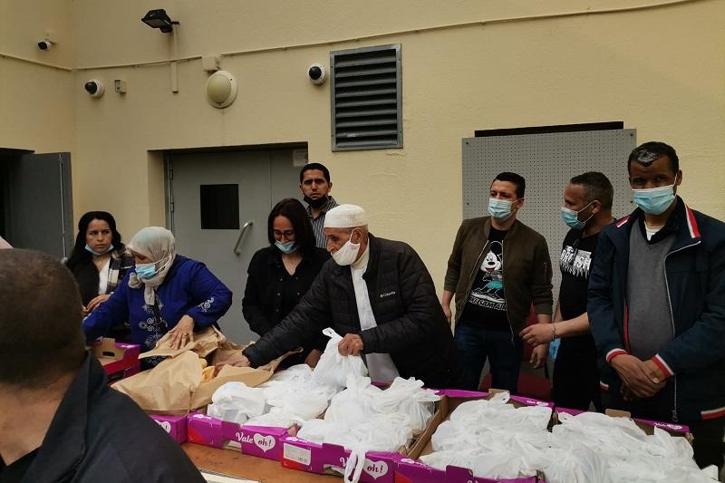 جمعيات خيرية تنظم حملة لإفطار الصائم بفرنسا